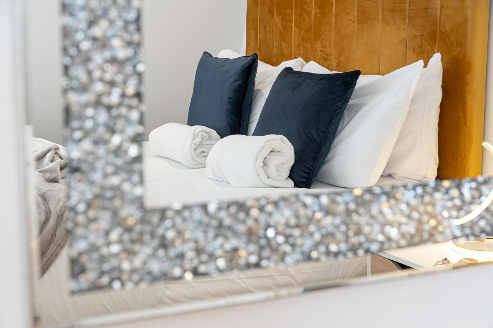 Stunning 1-Bedroom Penthouse In Marble Arch 72 Londres Exterior foto