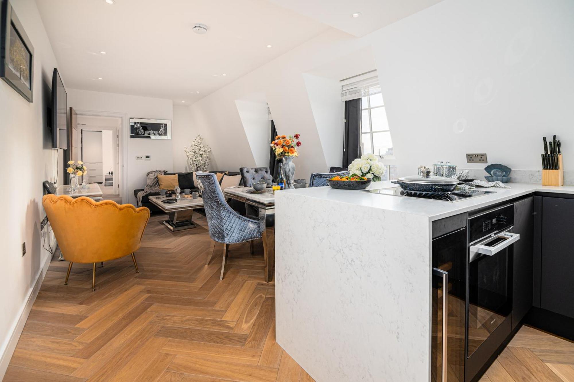 Stunning 1-Bedroom Penthouse In Marble Arch 72 Londres Exterior foto