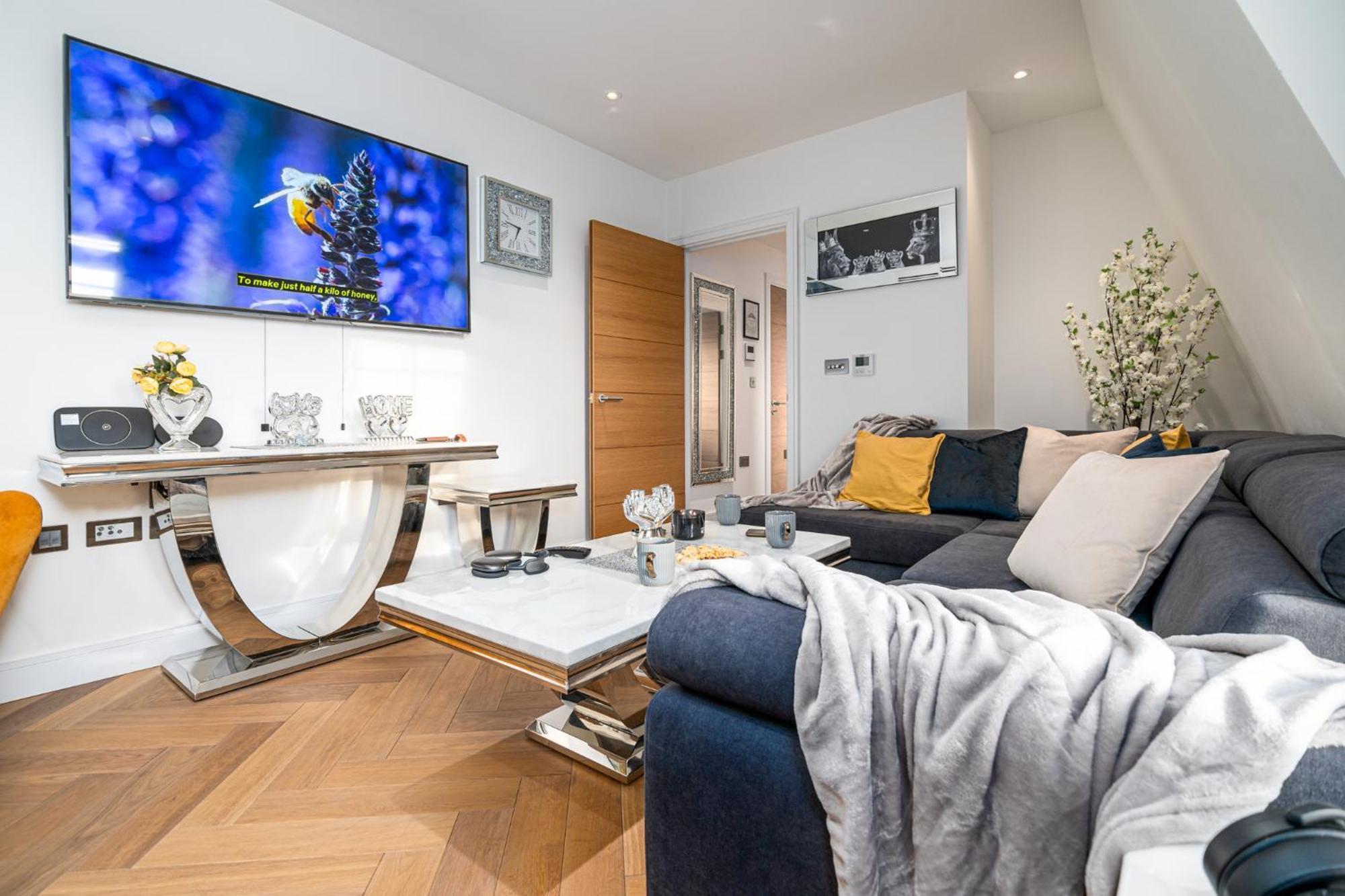 Stunning 1-Bedroom Penthouse In Marble Arch 72 Londres Exterior foto