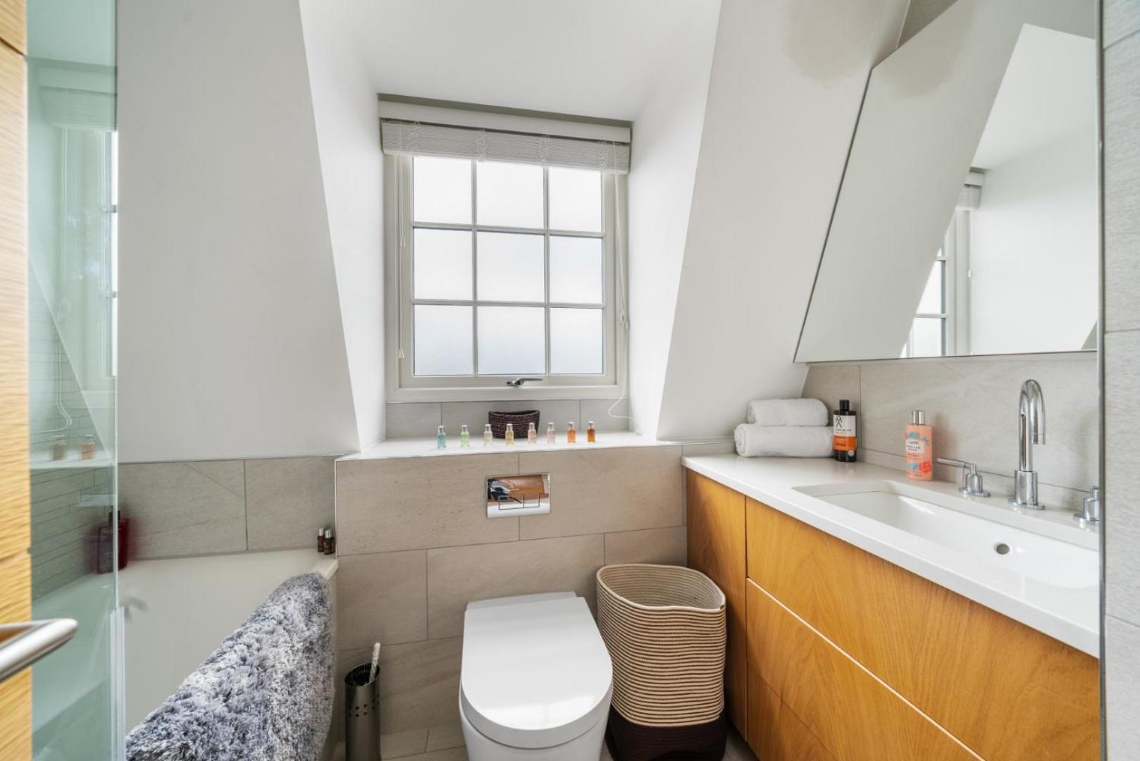 Stunning 1-Bedroom Penthouse In Marble Arch 72 Londres Exterior foto