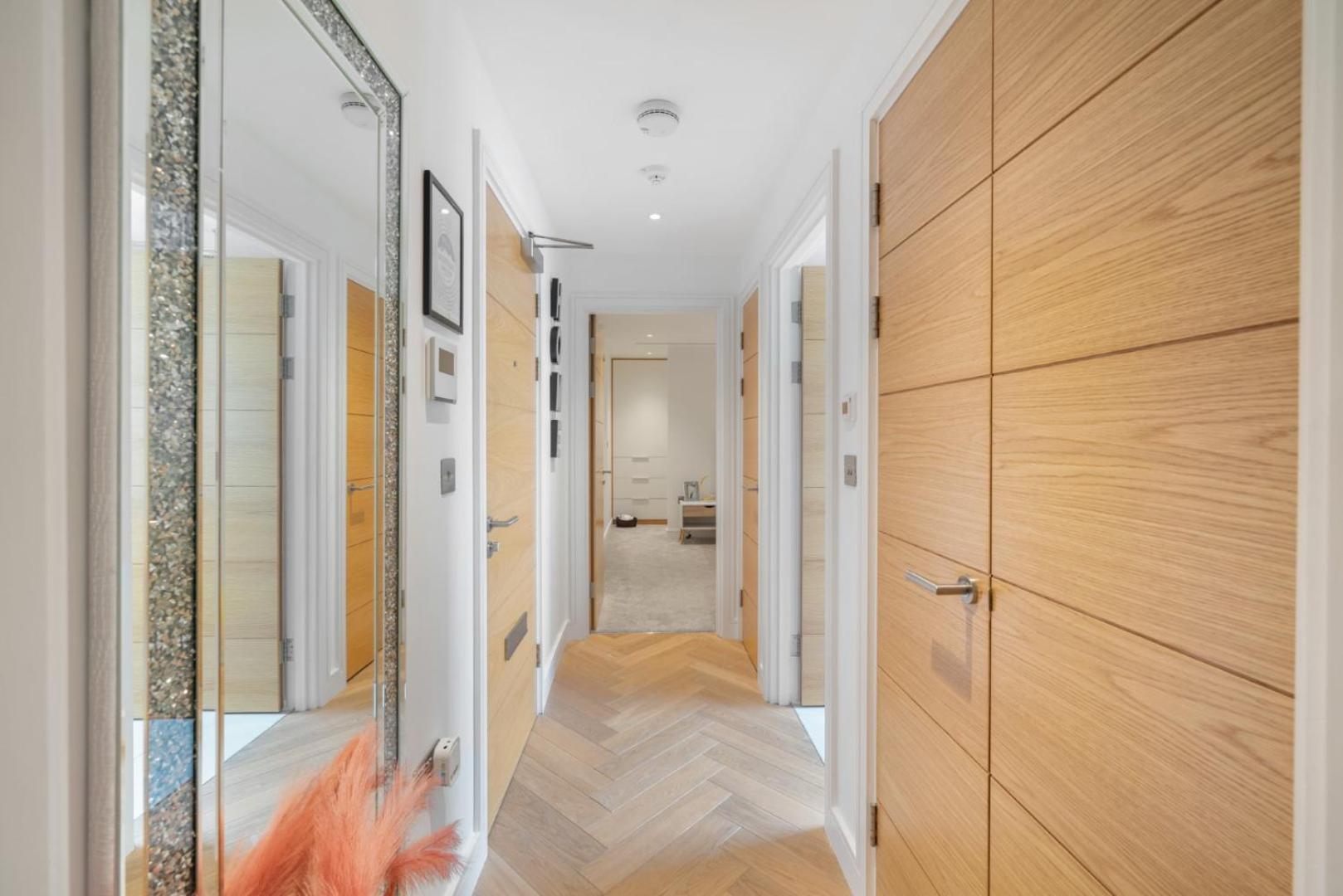 Stunning 1-Bedroom Penthouse In Marble Arch 72 Londres Exterior foto
